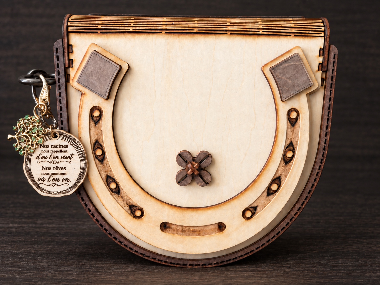 Référence SB 6c — Sac fer à cheval avec bijou de sac PC 7