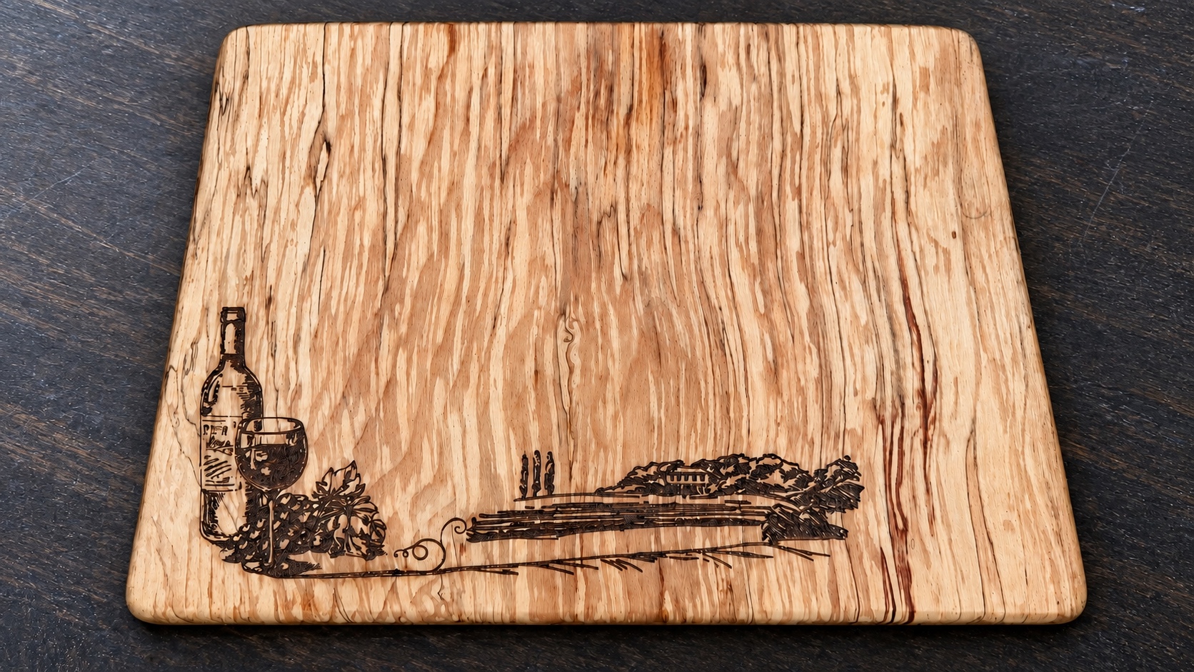 Référence PL 8 — planche viticole en hêtre échauffé — 28 × 40 cm