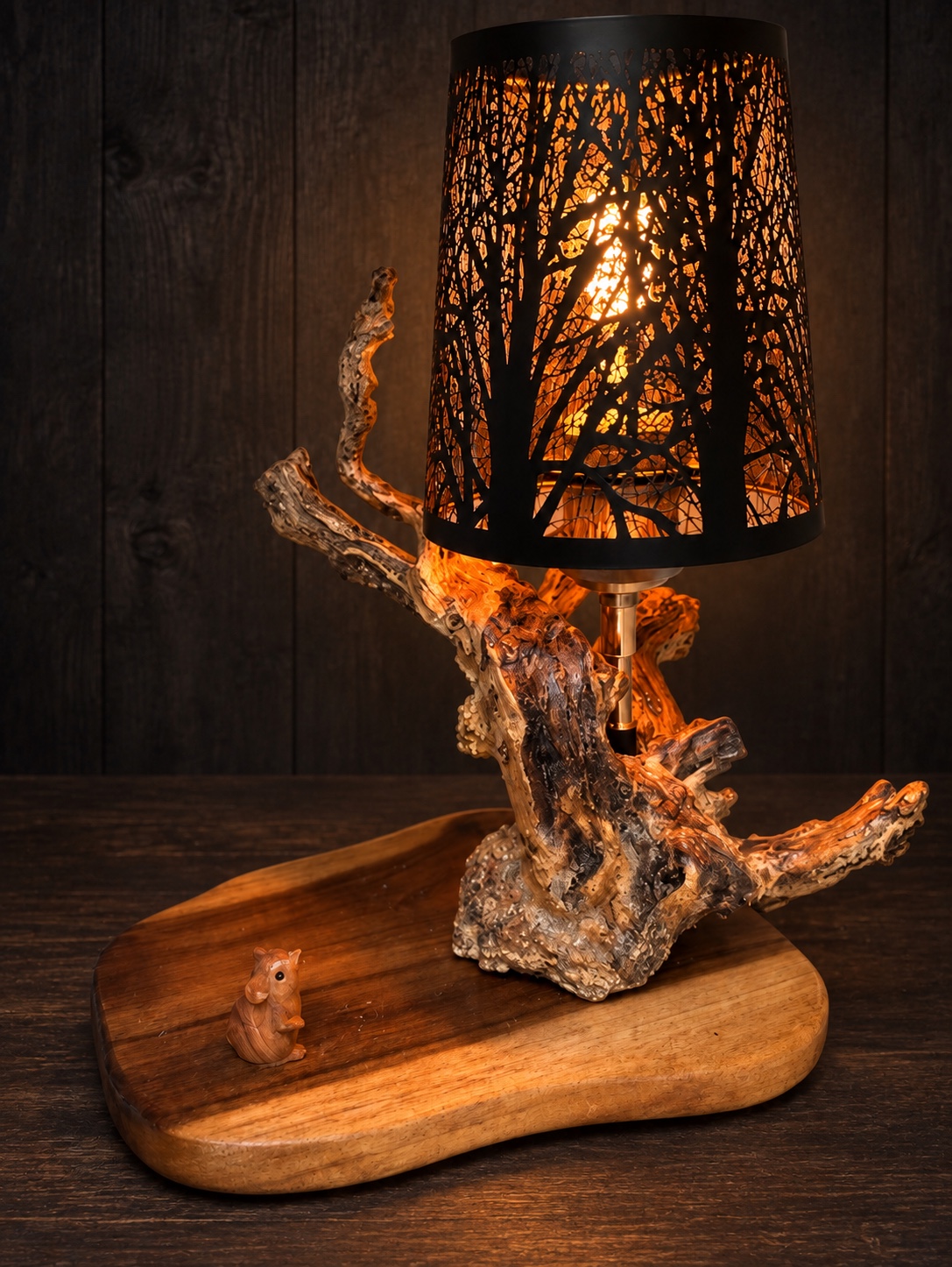 Lampes en bois recyclé — image 2