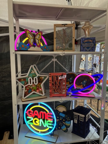 Creations and markets — image 15